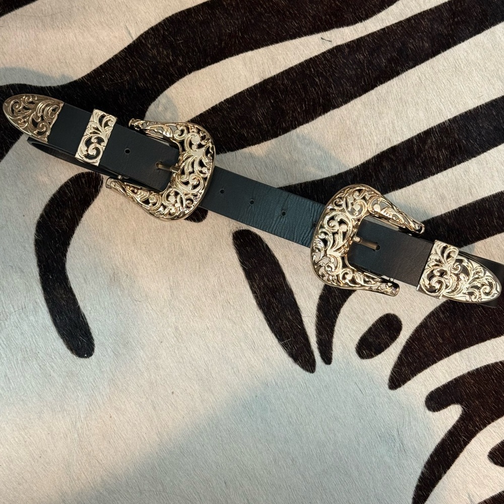Elegant Black and Gold Belt
